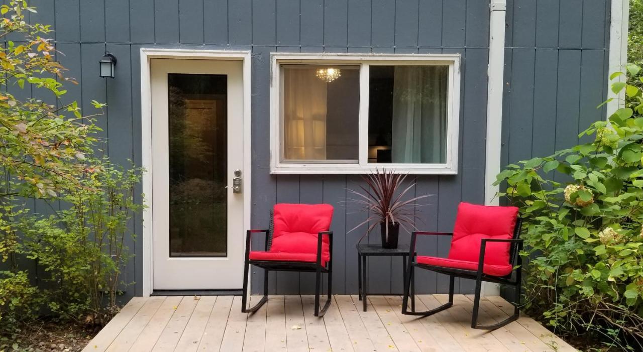 Creekside Bed And Breakfast Guest Room Deerhorn Exterior foto